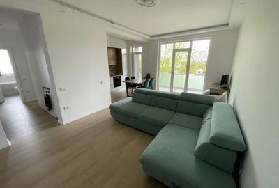 Apartament cu 3 camere decomandat, mobilat în Dumbrăvița
