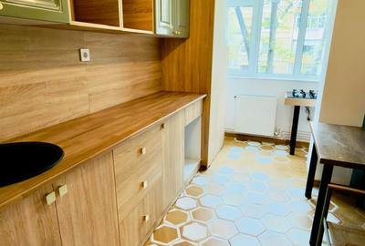 Apartament cu 3 camere semidecomandat în Mazepa 1 - 7