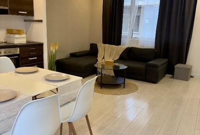 Casă cu 4 camere cu Teren 120 Mp în Tunari