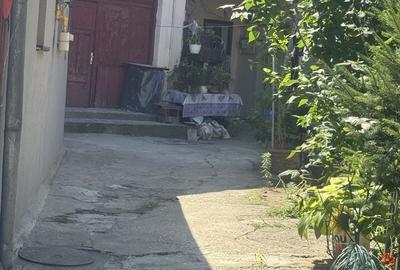 Casă cu 2 camere în Unirii