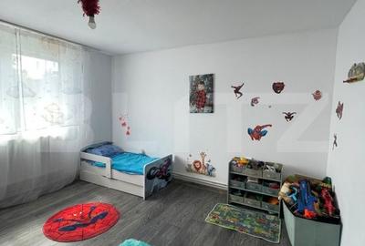 Casă cu 4 camere cu Teren 1900 Mp în Sânpaul