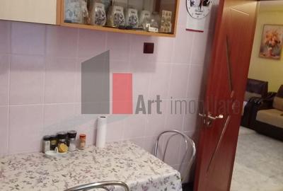 Apartament cu 2 camere decomandat în Giurgiului