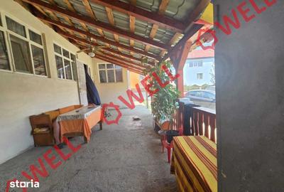 Casă cu 2 camere cu Teren 966 Mp în Barcani