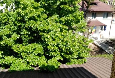 Casă cu 3 camere semidecomandat în Central - 2