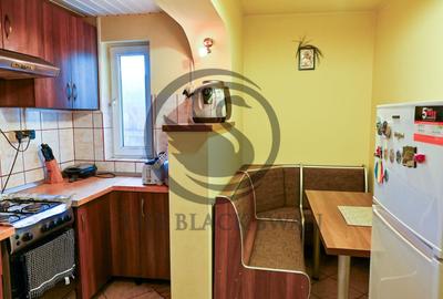 Casă individuală cu 7 camere cu Teren 432 Mp în Vest - 16