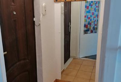 Garsonieră semidecomandată în Central