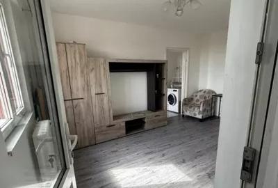 Apartament cu 2 camere semidecomandat, mobilat în Rahova
