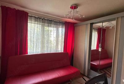 Apartament cu 3 camere decomandat, mobilat în Iosefin