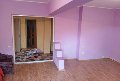 Apartament cu 3 camere decomandat în Central - 8