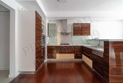 Apartament cu 3 camere decomandat în Ștefăneștii de Jos - 8