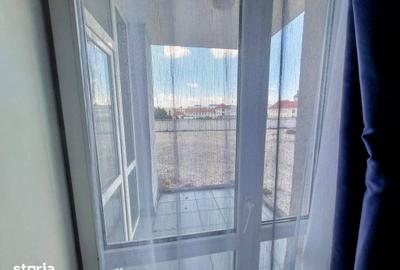 Apartament cu 4 camere semidecomandat în Central - 1