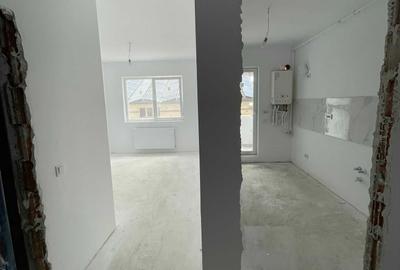 Garsonieră decomandată în Roșu - 3