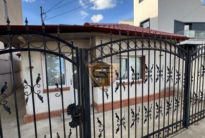 Casă cu 3 camere cu Canalizare în Delfinariu - 2