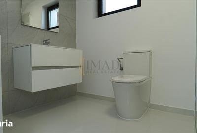 Casă cu 5 camere cu Teren 536 Mp în Doicești