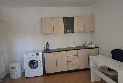 Garsonieră semidecomandată în Central - 1