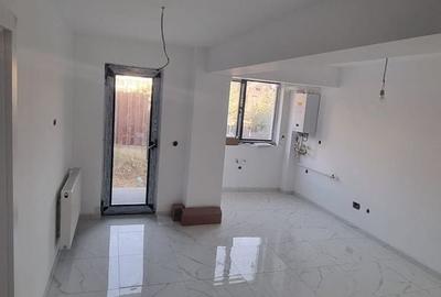 Apartament cu 3 camere în Hlincea - 1