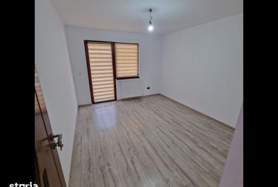 Casă cu 6 camere cu Teren 2676 Mp în Central - 3