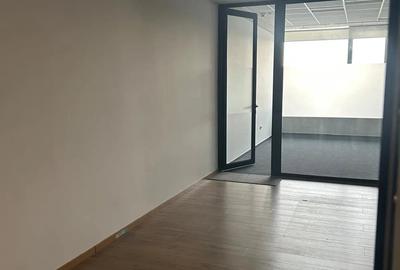 Spațiu comercial, de 247 mp, în Ultracentral - 6