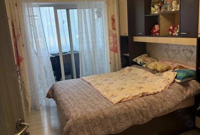Apartament cu 3 camere decomandat în Florești - 2