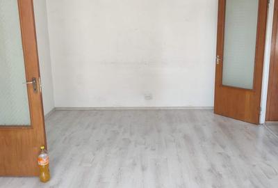 Apartament cu 2 camere în Eminescu