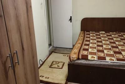 Apartament cu 3 camere semidecomandat, mobilat în Tomis Nord