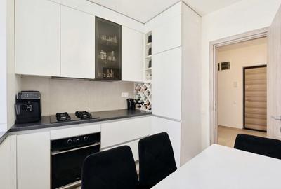 Apartament cu 2 camere decomandat în Tractorul - 2