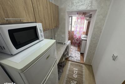 Garsonieră decomandată, mobilată în Central