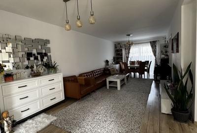 Casă individuală cu 4 camere cu Teren 175 Mp în Micești - 1
