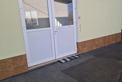Spațiu comercial, de 50 mp, în Central - 2