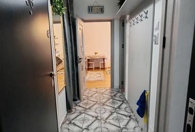 Garsonieră decomandată în Titan - 4