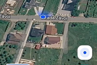 Teren de 1000 mp, în Zăvoi - 3