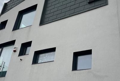 Spațiu comercial, de 100 mp, în Central - 3