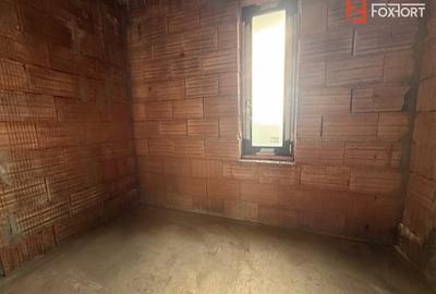 Duplex cu 4 camere cu Canalizare în Sânandrei - 3