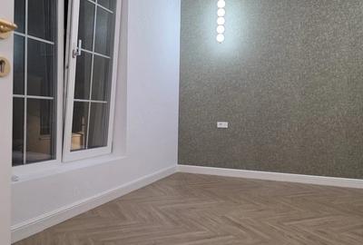 Casă cu Teren 400 Mp în Central