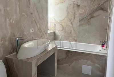 Apartament cu 3 camere în Ghiroda