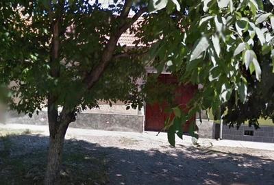 Casă cu 3 camere cu Teren 1050 Mp în Obreja