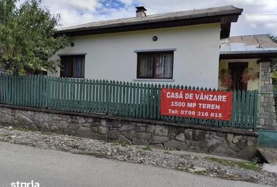 Casă cu 4 camere cu Teren 1500 Mp în Șotrile