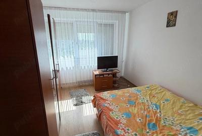 Apartament cu 3 camere decomandat în Central - 1