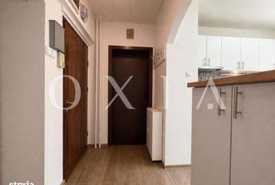 Apartament cu 3 camere semidecomandat în Complex Studențesc