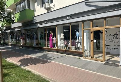 Spațiu comercial, de 256 mp, în Central - 7