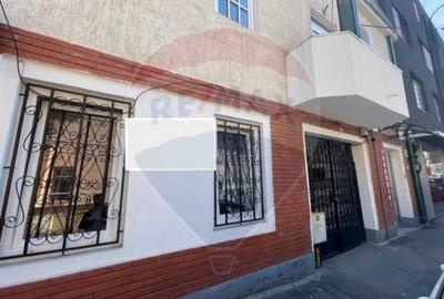 Spațiu comercial, de 80 mp, în Central