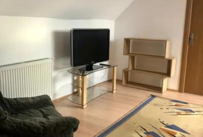 Apartament cu 2 camere semidecomandat în Florești