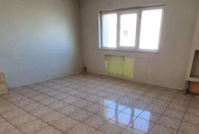 Apartament cu 4 camere decomandat în Exterior Vest - 7