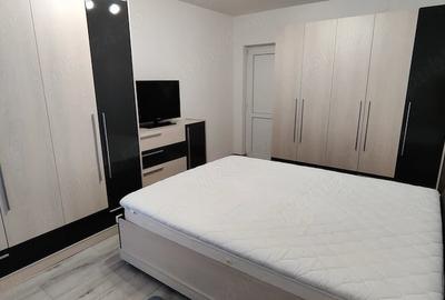 Apartament cu 2 camere decomandat în Lazaret