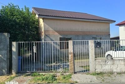 Casă cu 4 camere cu Teren 166 Mp în Valu lui Traian