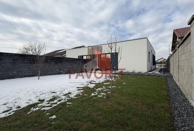 Duplex cu 4 camere cu Canalizare în Moșnița Nouă - 4