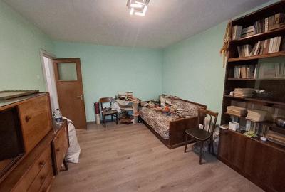 Apartament cu 2 camere decomandat în Drumul Taberei