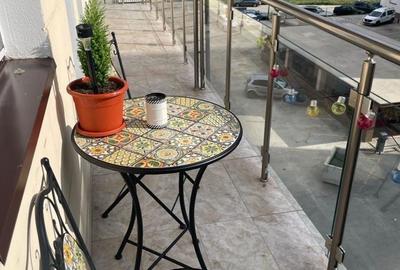 Apartament cu 2 camere semidecomandat în 9 Mai