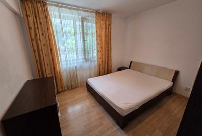 Apartament cu 2 camere decomandat în Obor