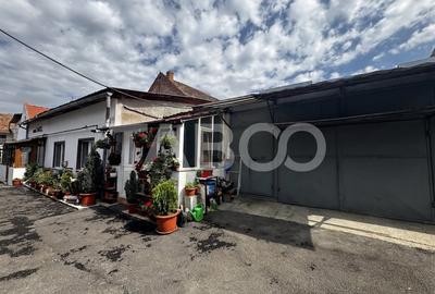 Apartament cu 3 camere decomandat, mobilat în Orașul de Jos